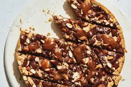 Parisian Cookie Cake