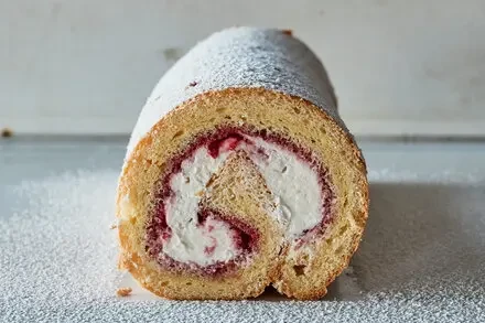 Raspberry and Cream Roulade